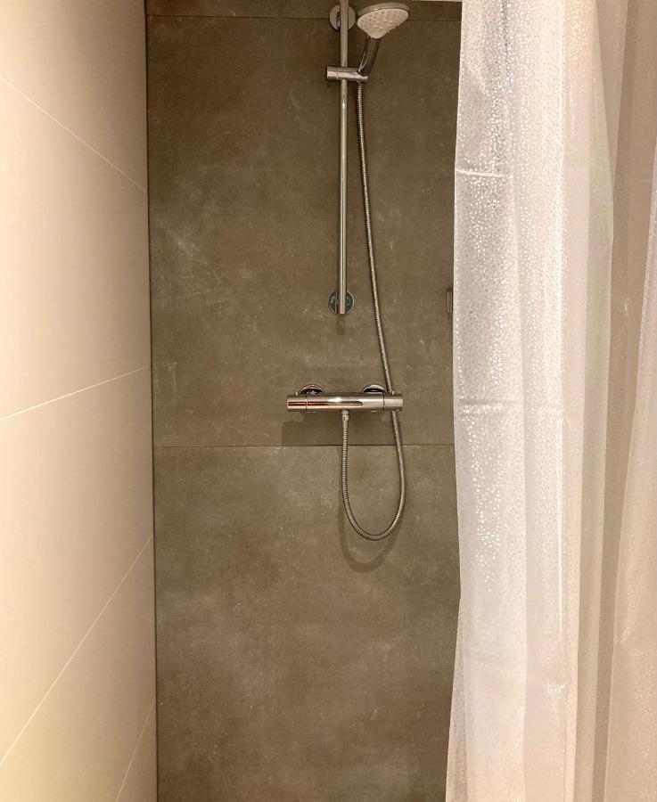 B&B Berglust Rotterdam Bagian luar foto